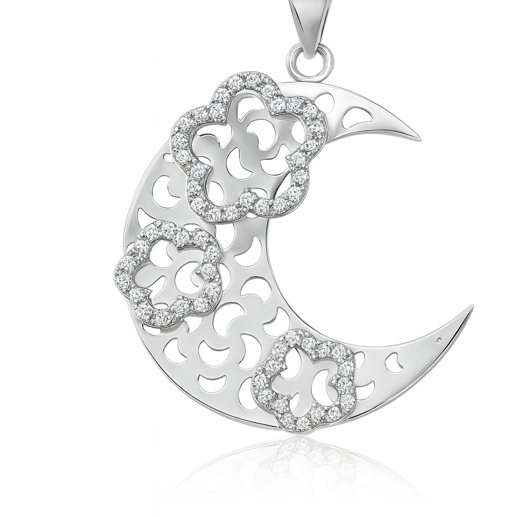 Beautiful 18 Kt Gold  Natural Diamond Pendant